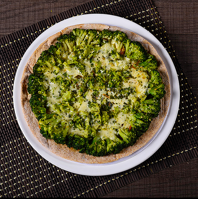 Pizza Integral De Brócolis Com Queijo Mussarela Light 5 Pizza Integral De Brócolis Com Queijo Mussarela Light 7
